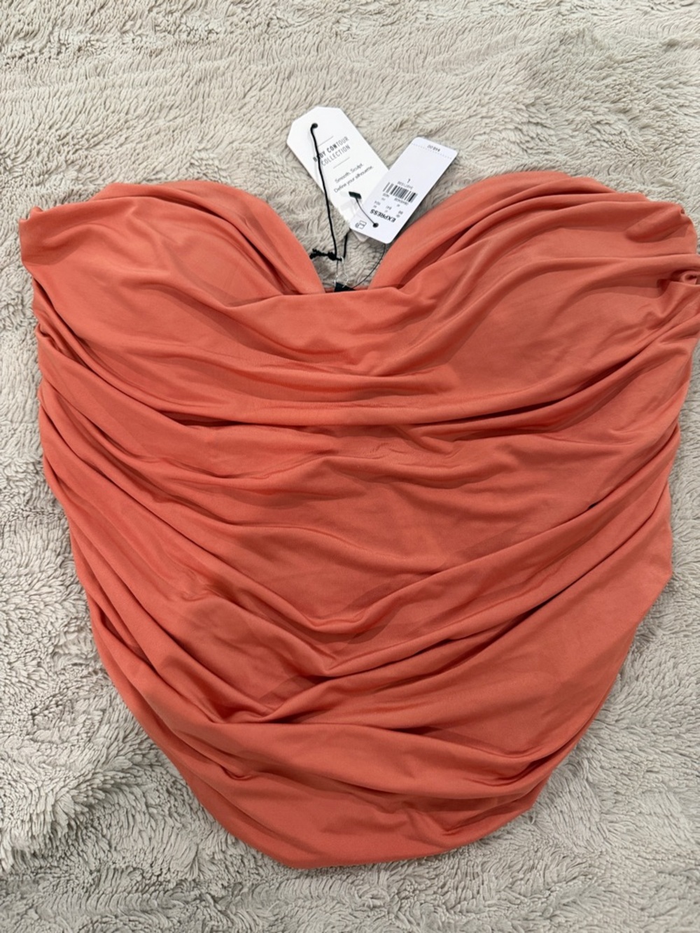EXPRESS Body contour collection STRAPLESS Ruched Coral